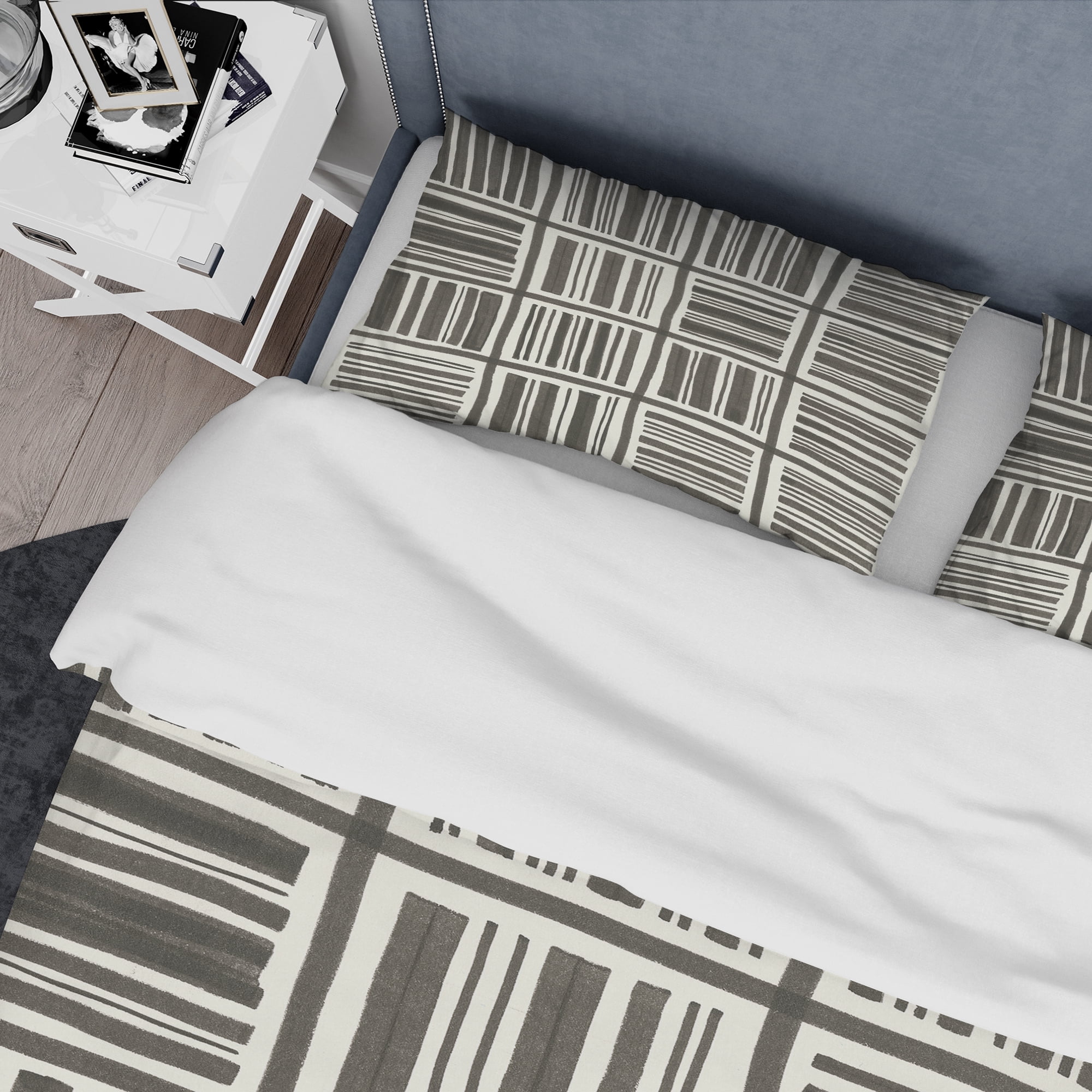 Designart 'Minimalist Graphics I' Geometric Duvet Cover Set