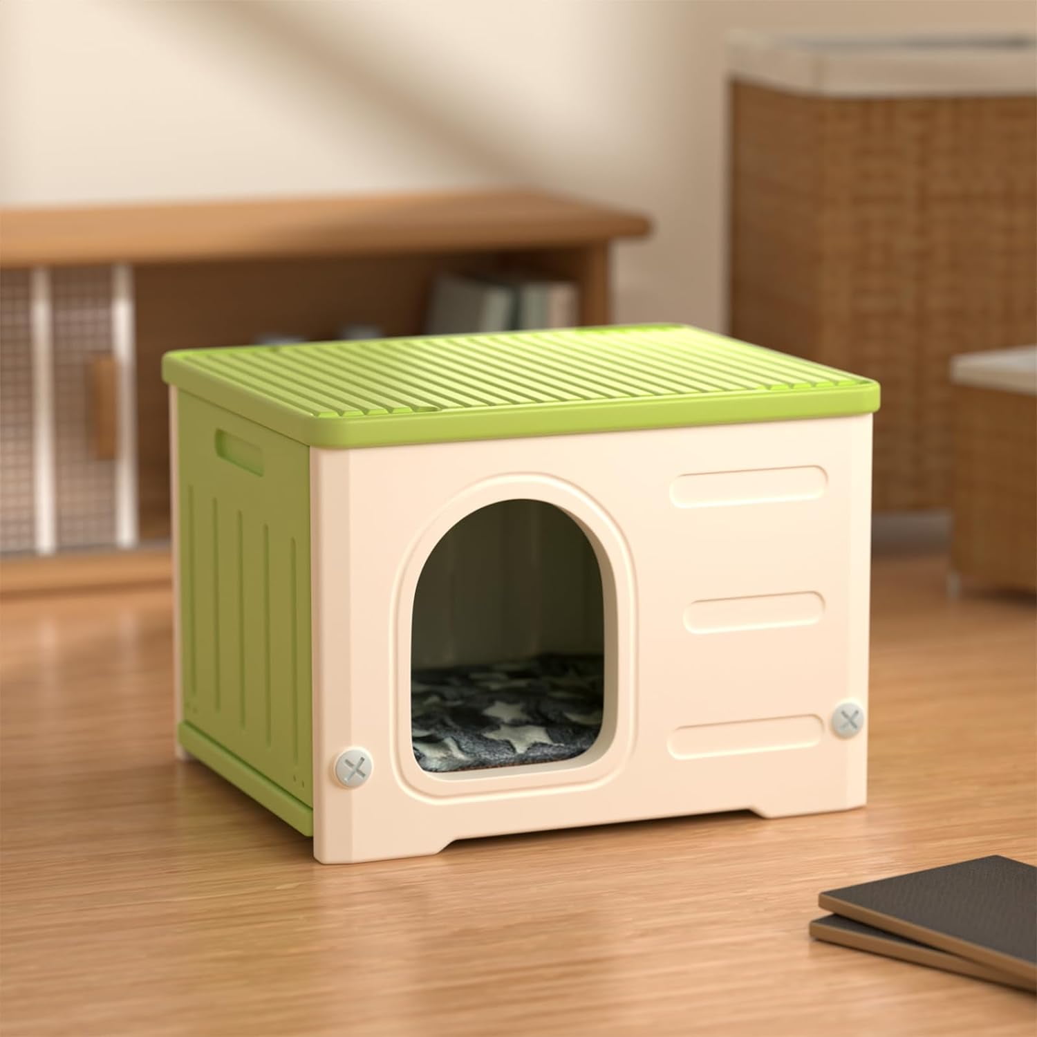 Plastic Cat House for Outdoor Indoor Use, Stackable Feral Cat Shelter Indoor Cat House Weatherproof Waterproof Elevated (Green)