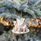 thumbnail image 5 of Adorno Navideño Colgante de Casita de Acrílico | Tema de Paisaje Invernal Nevado | Varios Diseños de Casitas | Ligero | 8 Cm | Incluye Caja de Regalo, 5 of 6