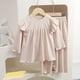 thumbnail image 4 of Conjuntos de ropa de casa para niños con cuello redondo y mangas voladoras, pijamas casuales y cómodos de color sólido, conjunto de dos piezas para niñas bebés, ropa con aire acondicionado, conjunto d, 4 of 5