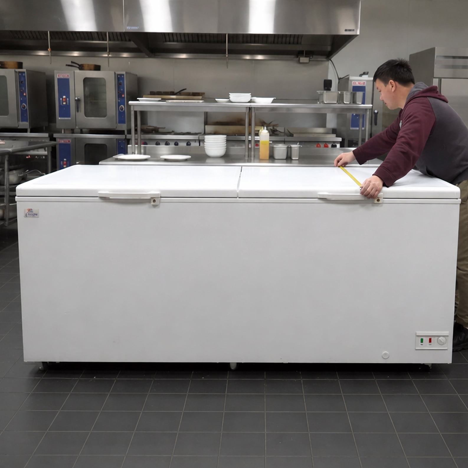Commercial Chest Freezer 35 Cu Ft (985L), 115V, R290 Refrigerant, Heavy-Duty Double Lid Deep Freezer with Casters – 60Hz, Energy Efficient, ETL Certified