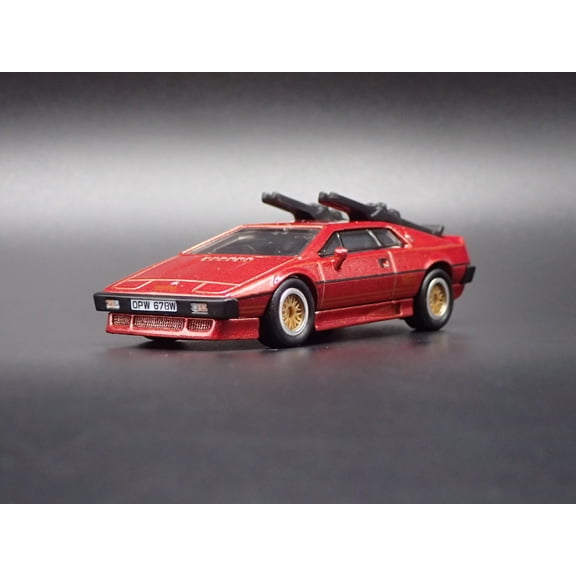 (Open Box) 1988-1994 LOTUS ESPRIT TURBO JAMES BOND 007 1:64 SCALE DIECAST MODEL CAR