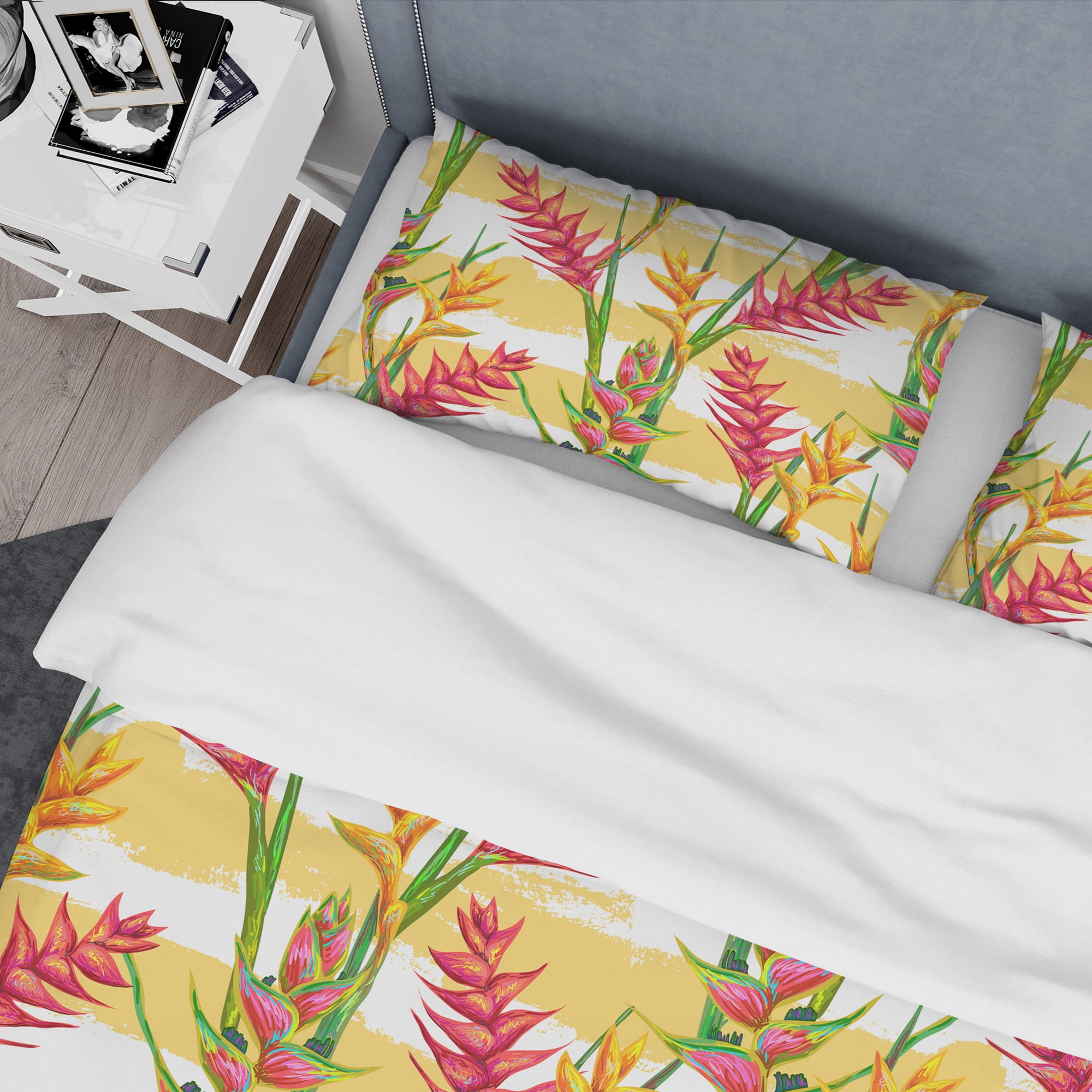 Designart 'Summer Jungle Pattern with Tropical Flowers Heliconia' Tropical Duvet Cover Set