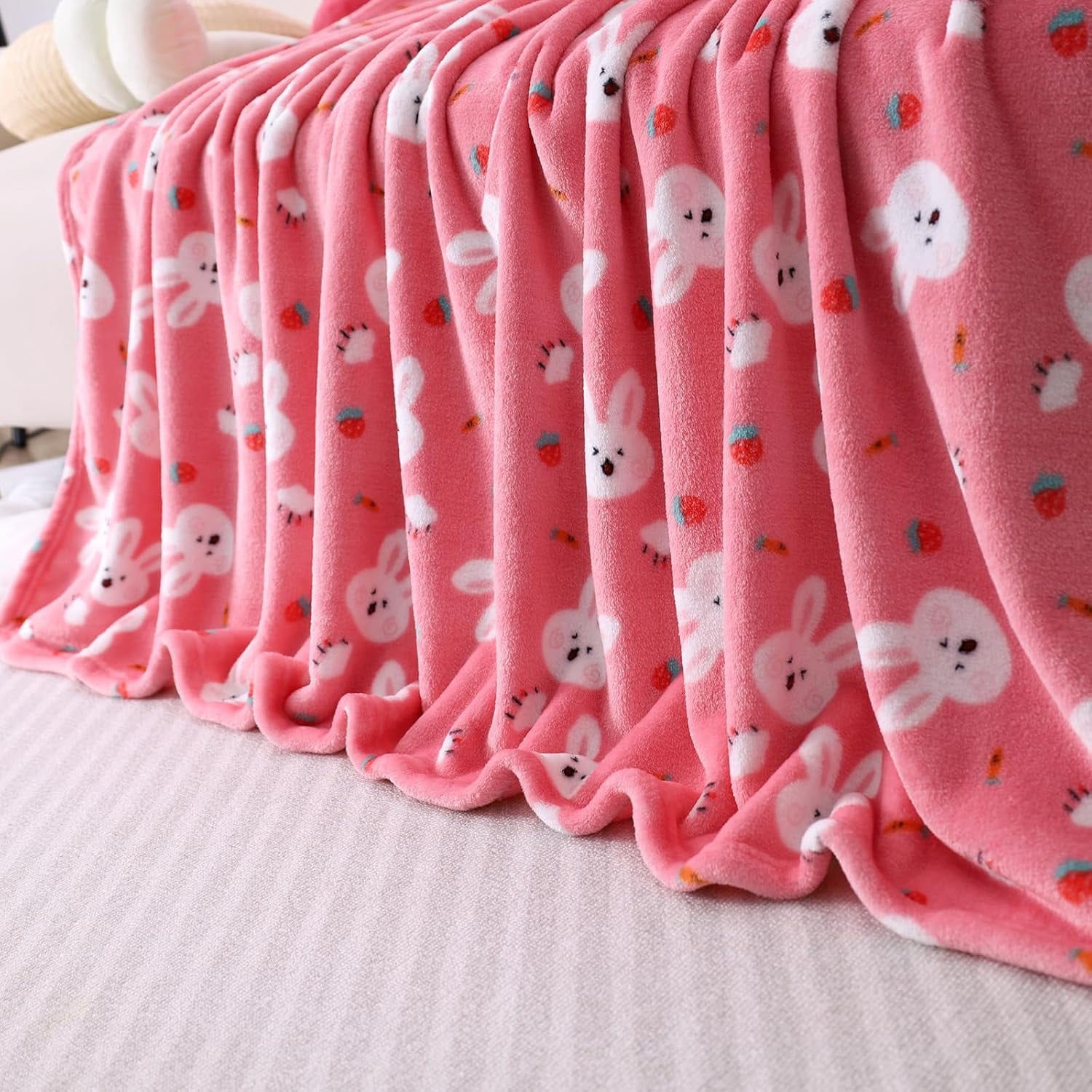 Warm Soft Teenagers Fleece Blankets for Women with Cartoon Bunny Pattern Print - Cozy Fuzzy Plush Flannel Users Blanket for Daycare & School - 50x60 inches (Pink)