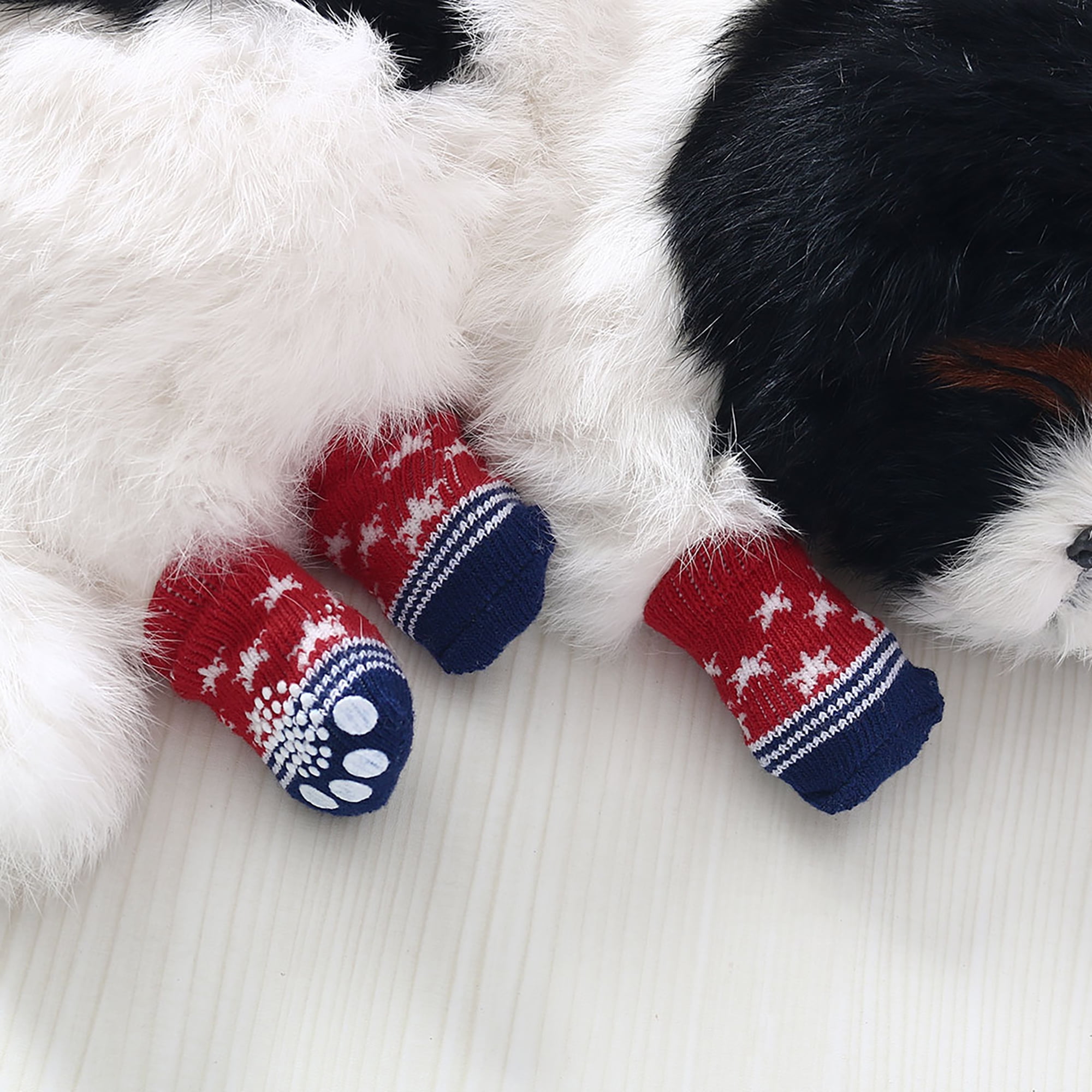 4pcs AntiSlip Knit Dog Socks with Rubber Reinforcement Star Paw