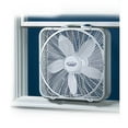 thumbnail image 4 of Lasko 3 Vitesses Bouclier Météo Performance 20" Boîte Ventilateur avec Poignée, Blanc (4 Pack), 4 of 6