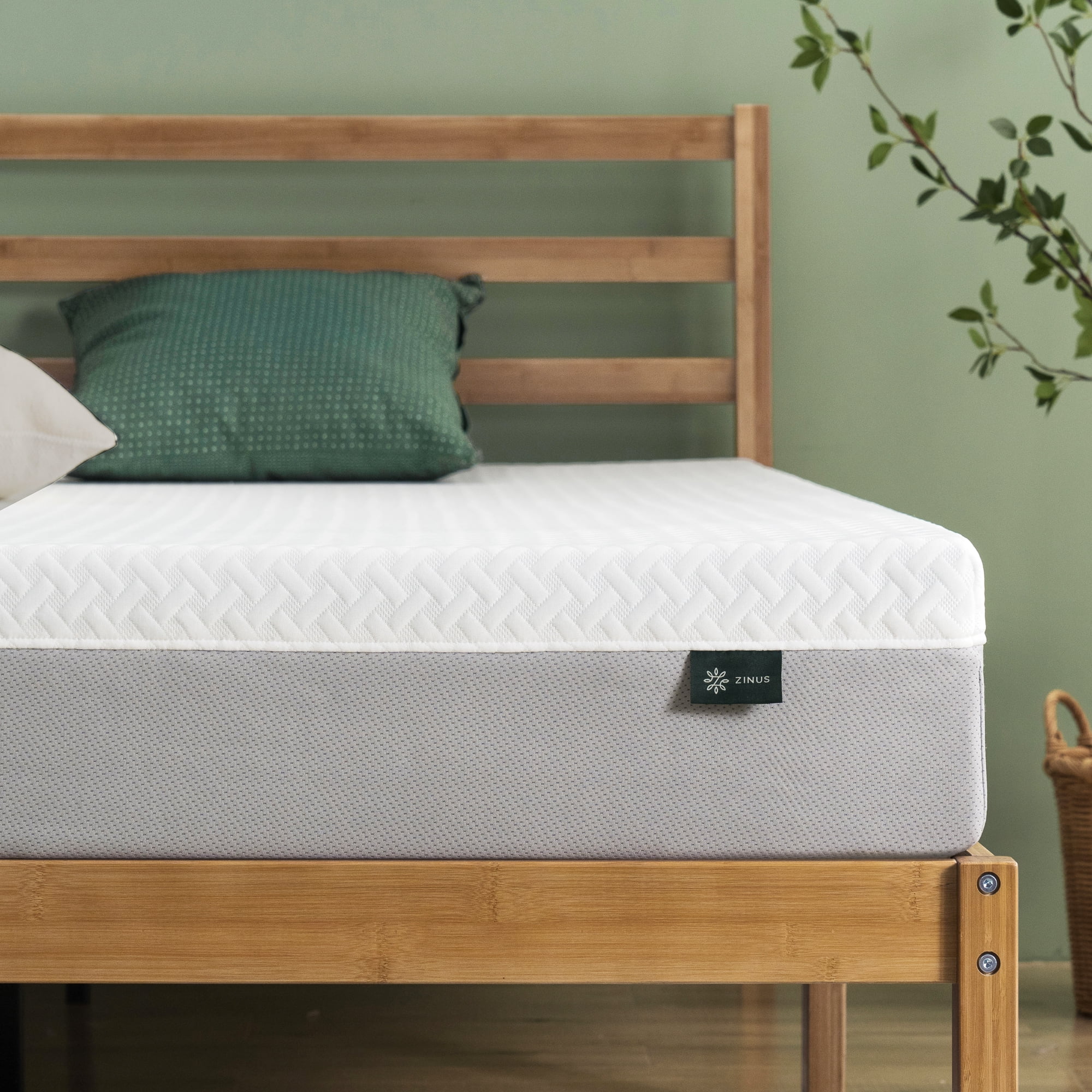 Zinus 8 inch Green Tea Essential Memory Foam Mattress