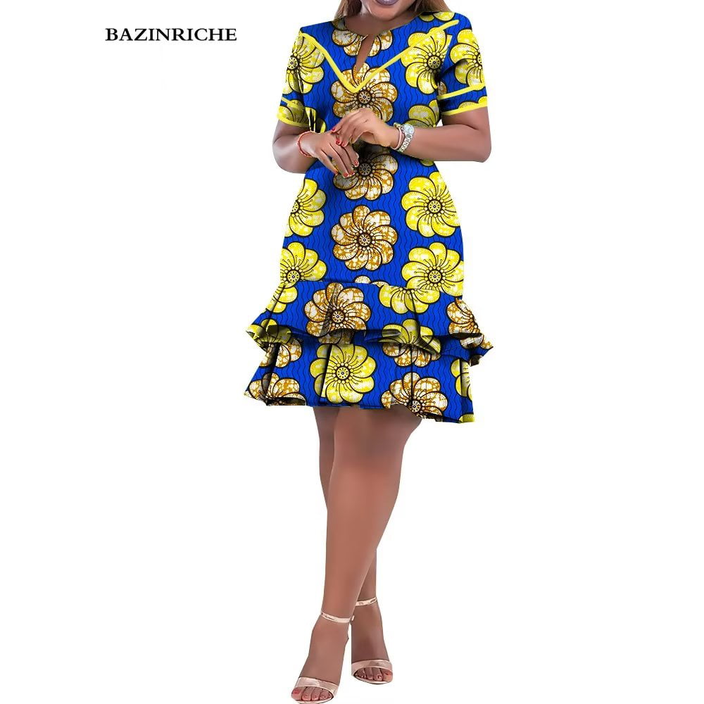 Nistyle Fashion  Simple knee length ankara dress with puffy sleeves ideal  for any occassion    Choose a fabric and we will design it for you To  order contact 0780237542  Facebook