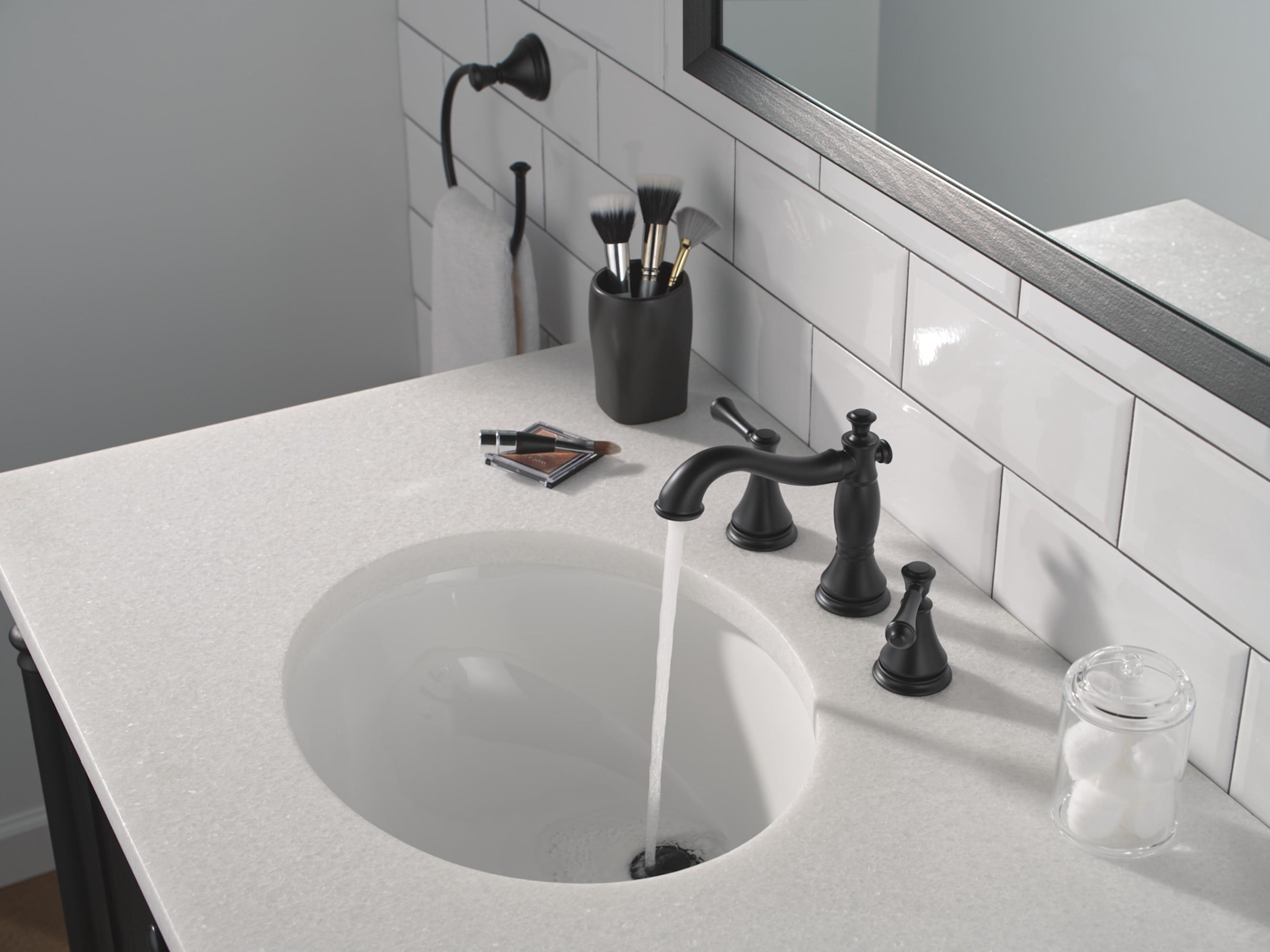 Delta Cassidy Two Handle Widespread Bathroom Faucet in Venetian Bronze 3597LF-RBMPU