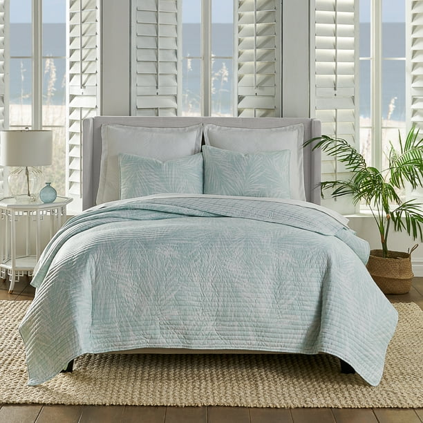 Levtex Home Fern Spa Quilt Set King Quilt and Two King Shams