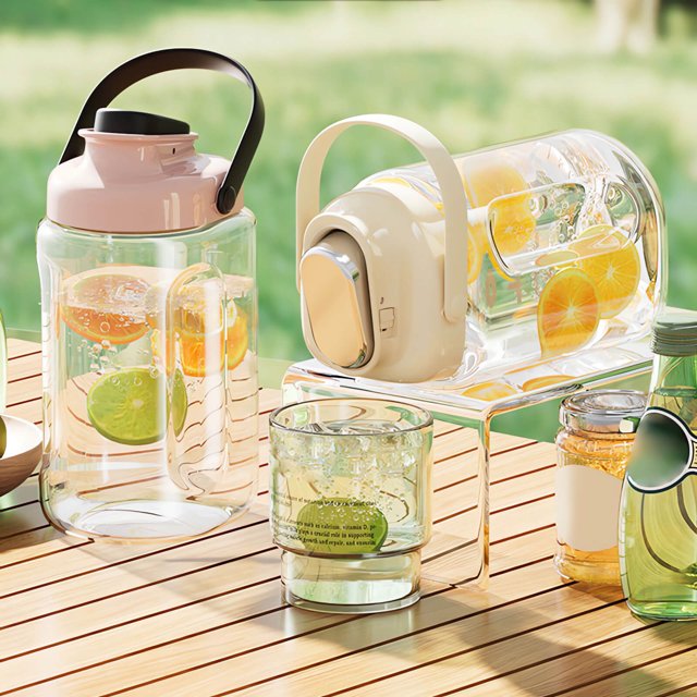 Xihbxyly Hervidor de Agua Fría para Refrigerador, Gran Capacidad, 2 L, Sellado Hermético, Asa Cómoda, Portátil para Uso En Exteriores, Plástico Apto para Uso Alimentario, Fácil de Limpiar, Blanco y R