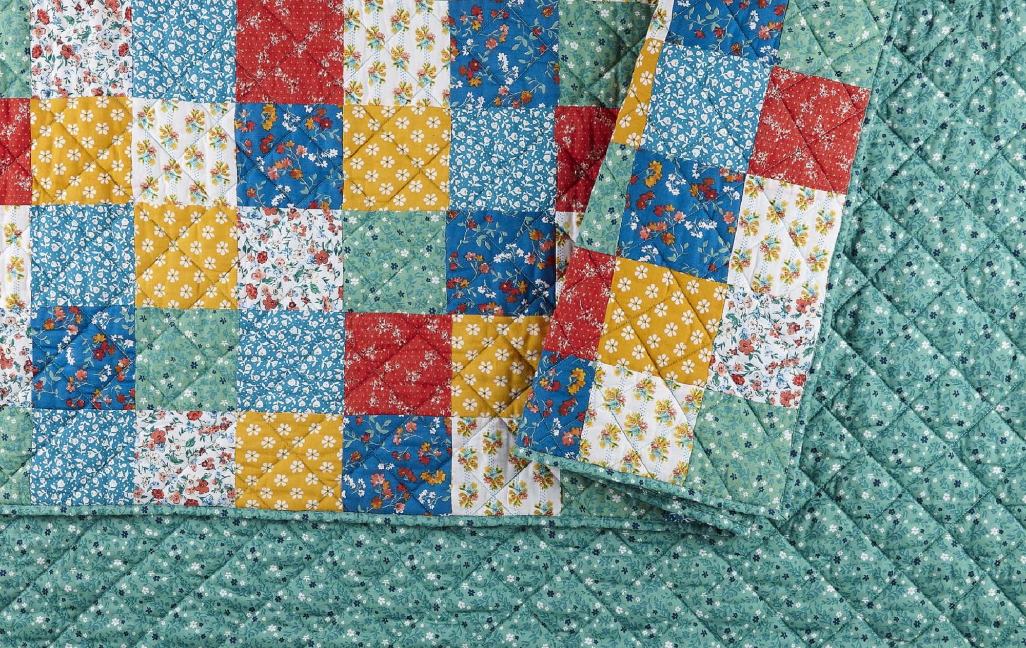 The Pioneer Woman Multi-Color Floral Patchwork 2-Piece Cotton Standard Sham Set