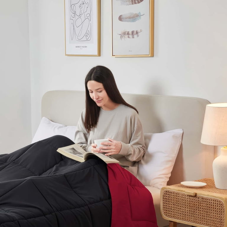 LAMMALOE Twin Quilted Down-Alternative Comforter Burgundy/Black photo 7