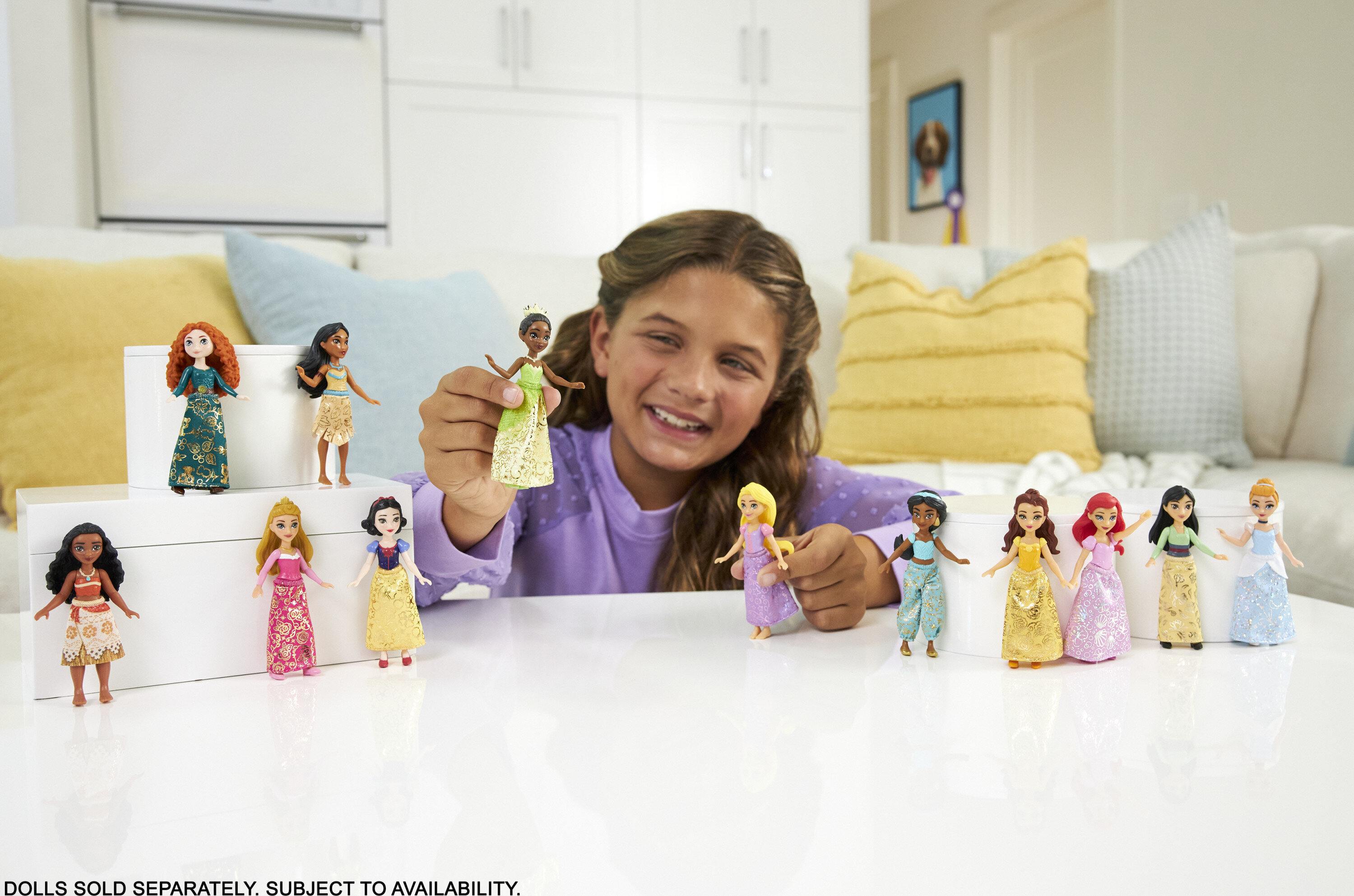 Disney Princess Moana Small Doll, Brown Hair & Brown Eyes, Signature 2-Piece Look - image 2 of 6
