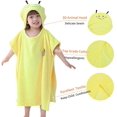 thumbnail image 2 of Toalla de bebé con capucha Terciopelo Forma de animal lindo Albornoz Capa de baño Bebé niña Niño Absorbente suave 60 * 60 cm (pikachu), 2 of 5