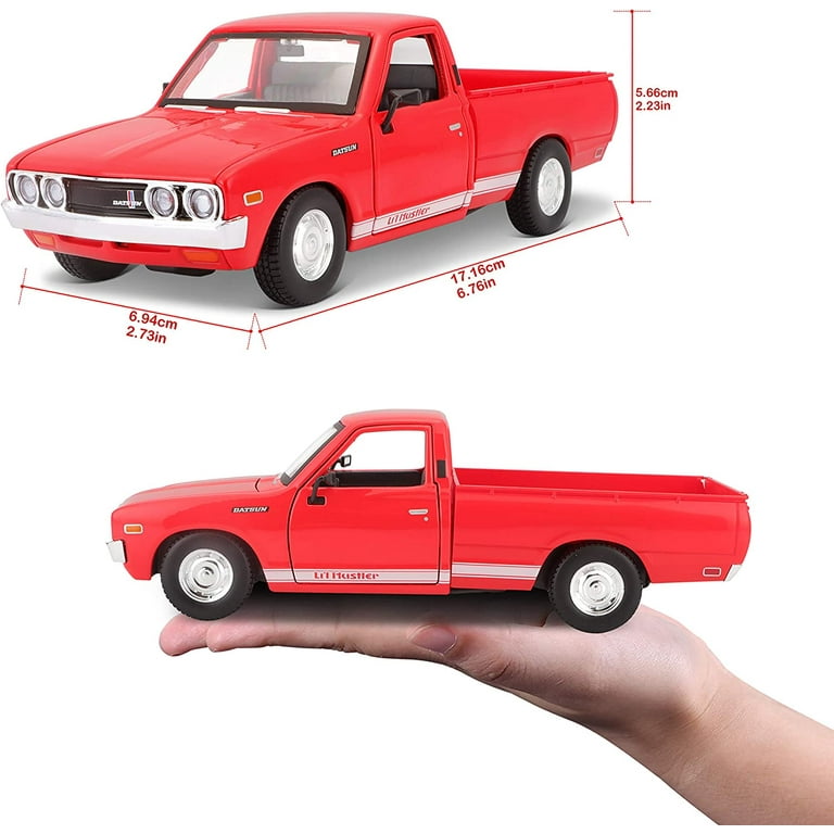 Maisto Datsun 620 Pickup Diecast Model Toy Car, 1973 Edition, 1:24