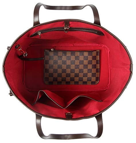 purses with red interior