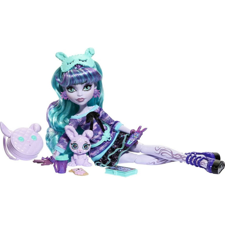 Monster High Twyla Fashion Doll with Dust Bunny 'Dustin