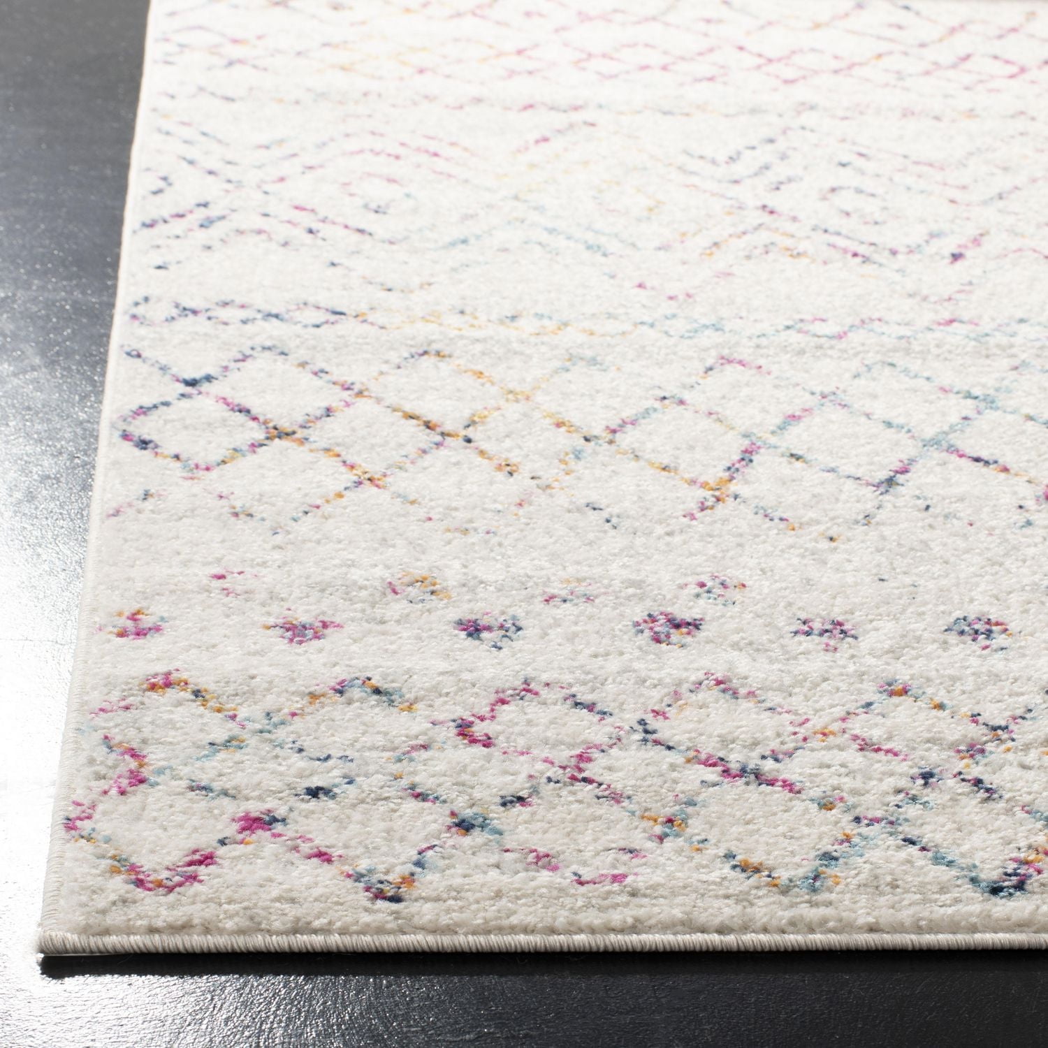 Safavieh Madison Hannah Geometric Area Rug