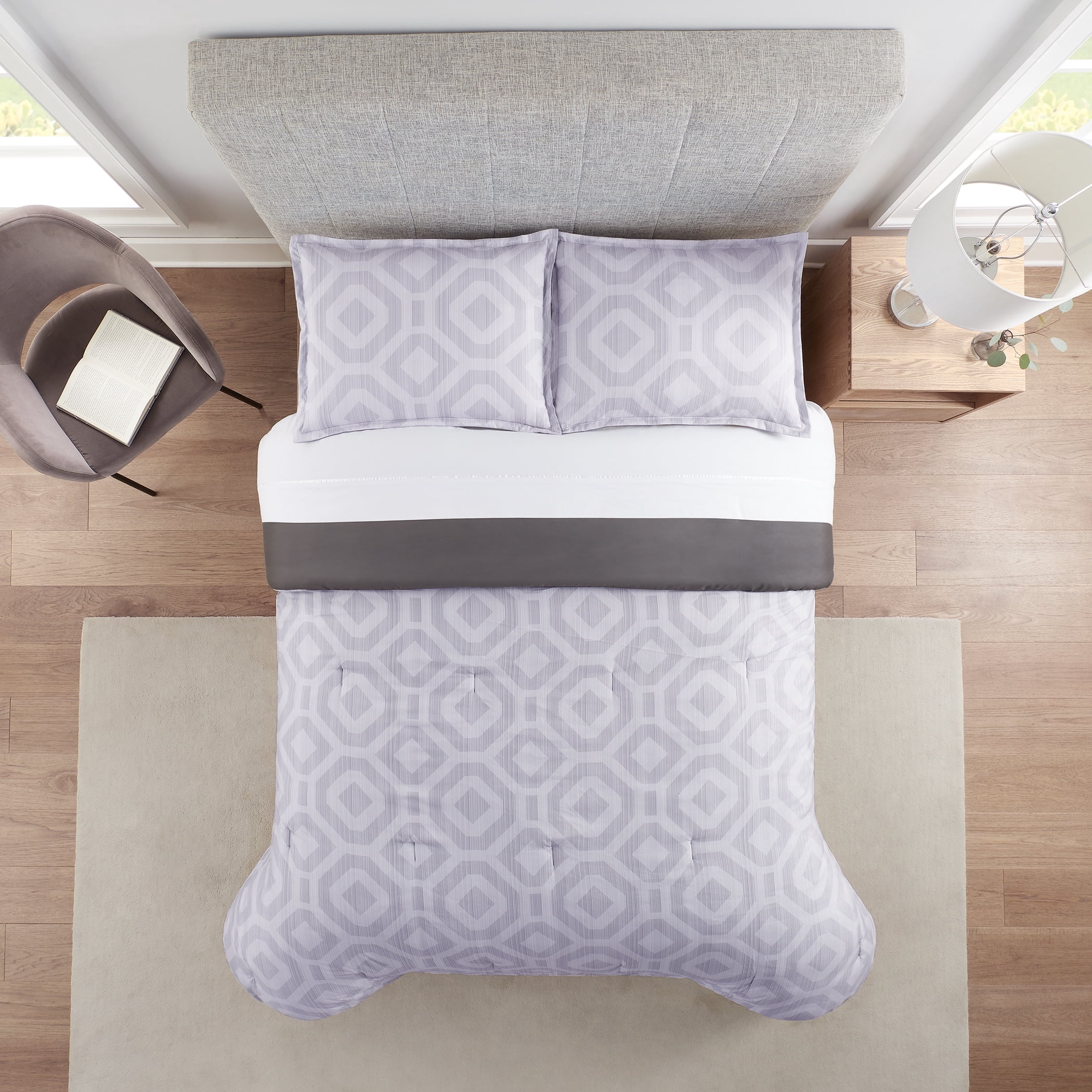 Serta Simply Clean Skyler Grey Textured Geometric 5-Piece Bedding Set, King