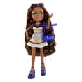 thumbnail image 4 of Muñeca de moda Bratz Stylin' Sasha con camiseta personalizable, 4 of 9