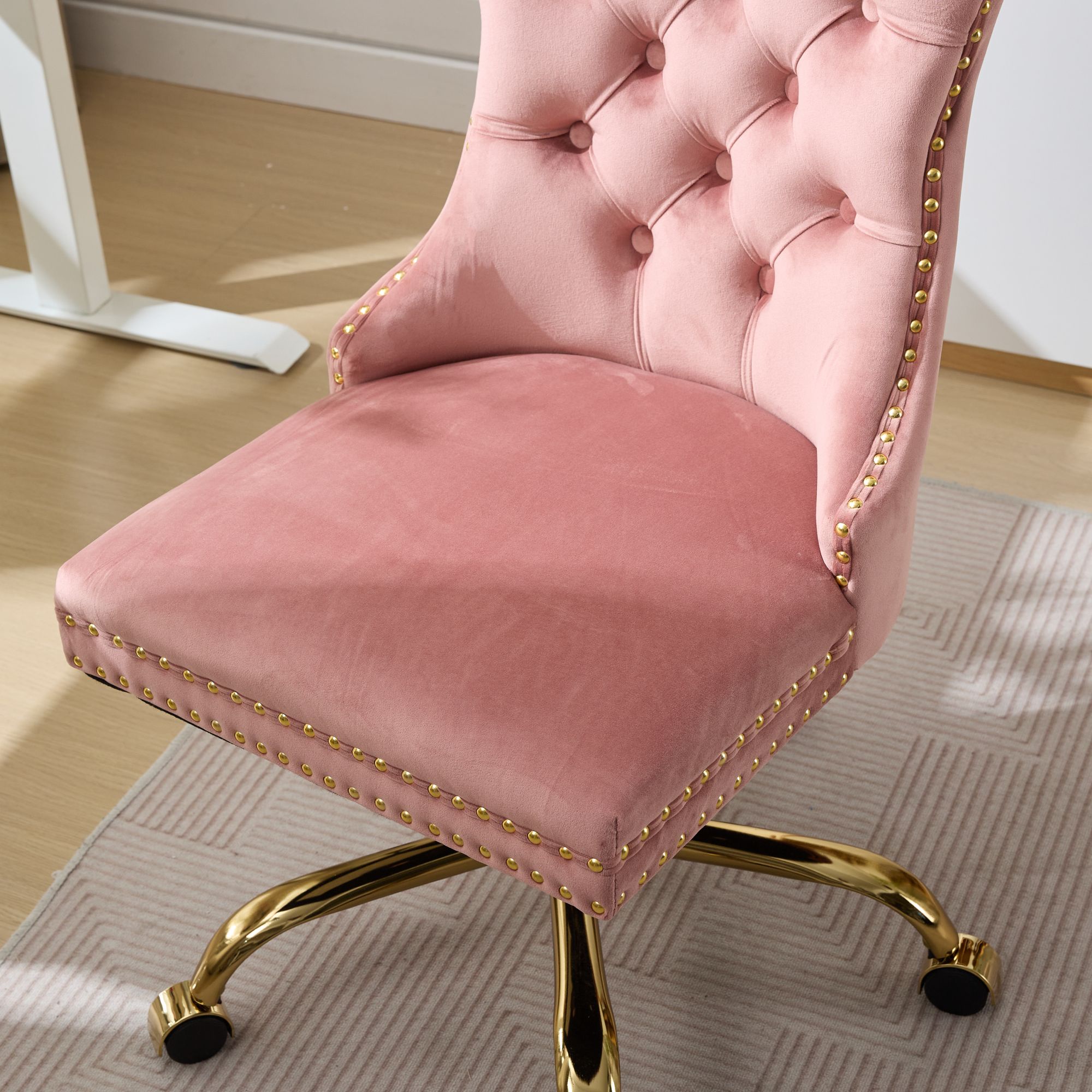 SESSLIFE Swivel Vanity Chair, Modern Office Chair with Wheels, Golden Metal Base, Velvet Upholstered Tufted Button Home Office Chair with Adjustable Height, Ergonomic Home Desk Chair, Pink