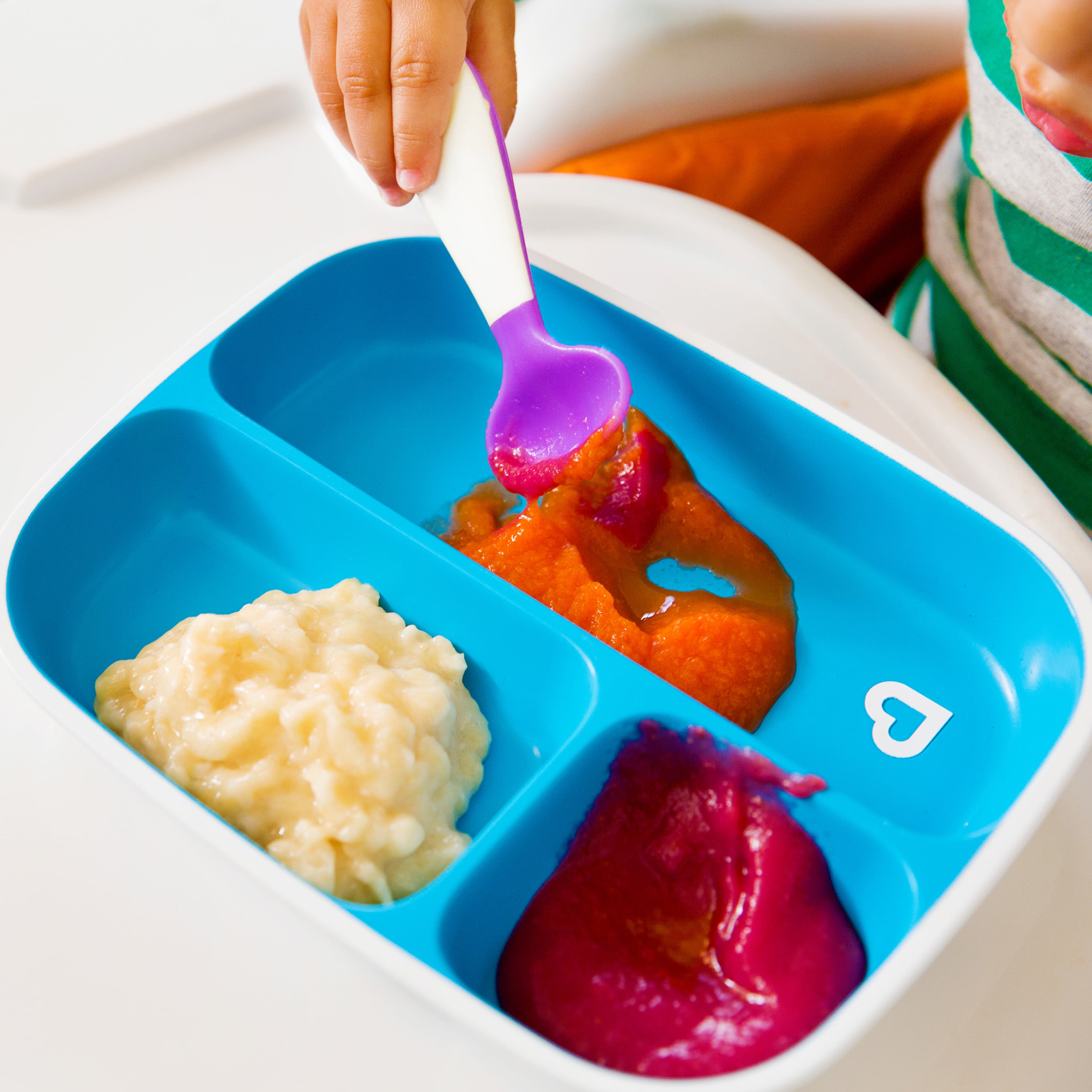 Munchkin® Splash™ Divided Plate, Blue
