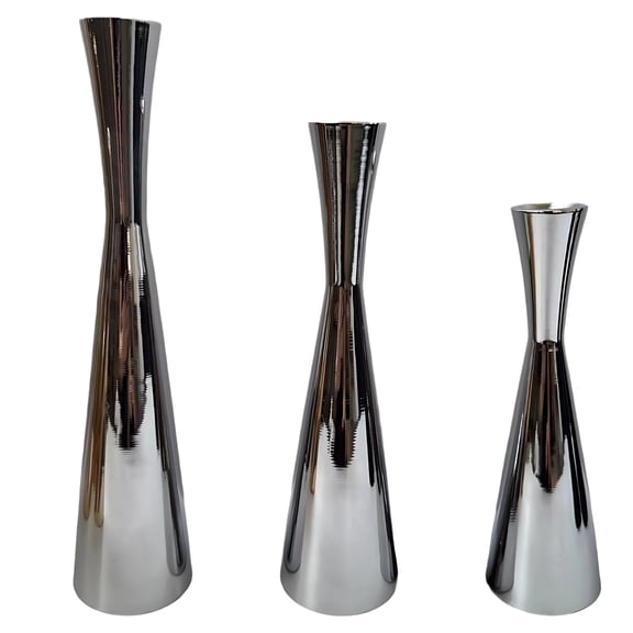 3-Piece Modern Metal Candle Holder Set, Shabbat Candlestick Holders for Pillar Candles, Elegant Iron Design, Varying Heights, Silver Finish, Ideal for Weddings, Holidays, and Home Decor