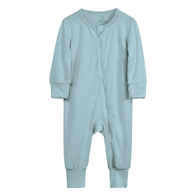2025 Cotton Boy Romper Rompers Footless Pajamas Zipper Boy Clothes Summer Long Sleeve Sleeper. A light blue, long-sleeve, footless romper made from a soft cotton blend with a front zipper closure and zipper guard for added comfort. Designed for newborns and toddlers, this romper is suitable for playtime, naptime, or special occasions like baby showers and first birthdays. Available in various sizes for ages 0-24 months.