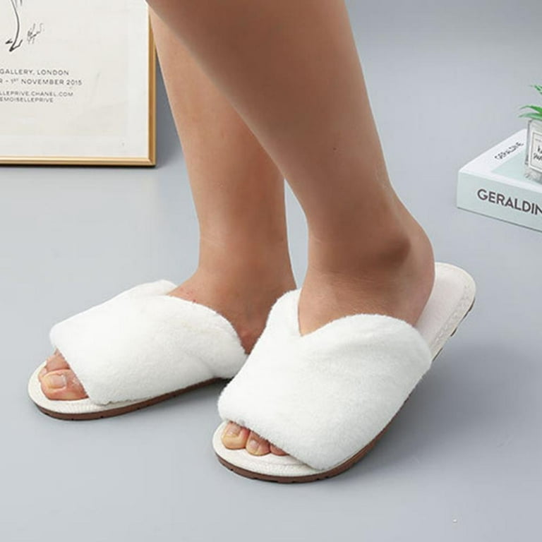 Wisremt Women's Fuzzy Faux Fur Memory Foam Cozy Flat Spa Slide Slippers Comfy Open Toe Slip on House Shoes, Size: One size, White