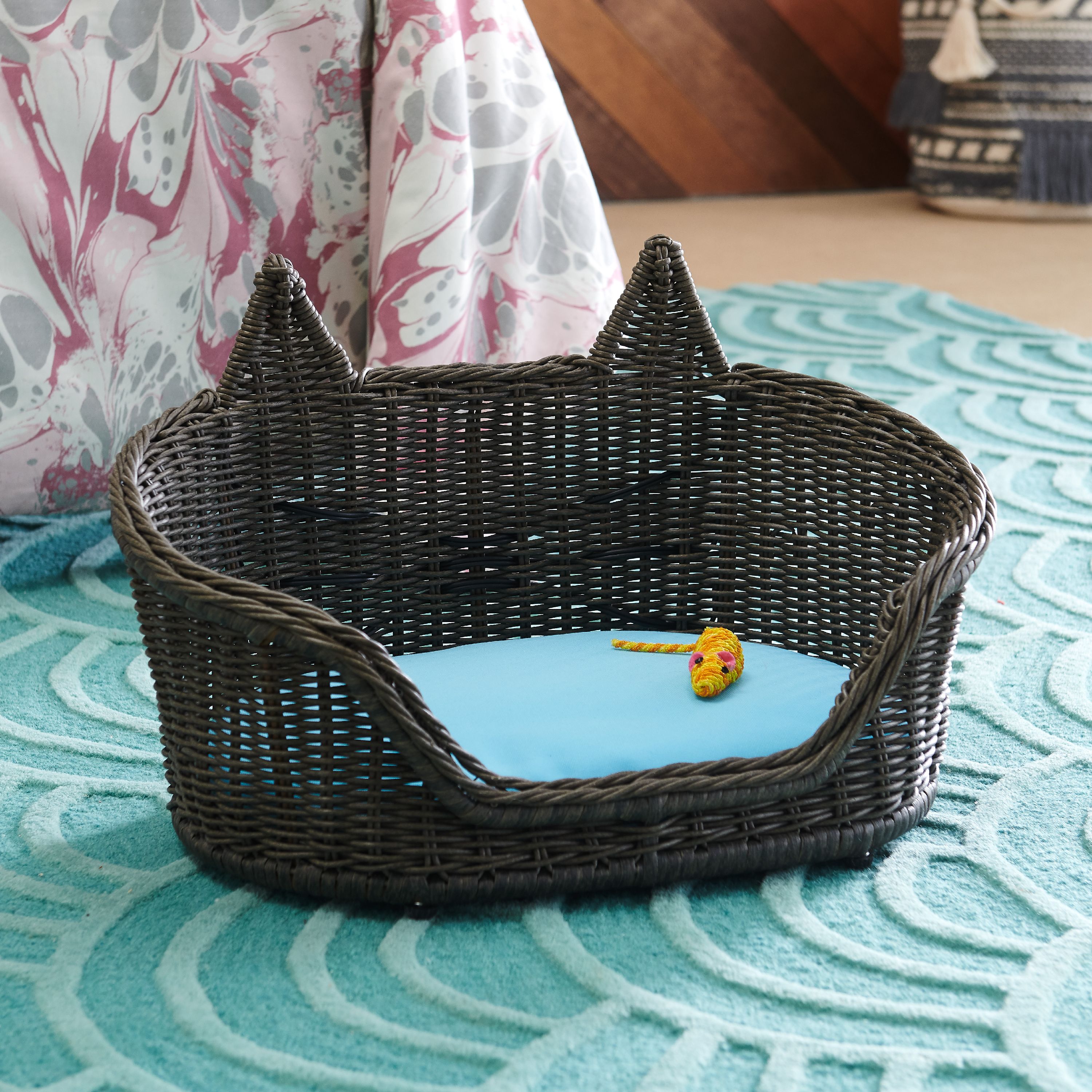Drew Barrymore Wicker Cushion Pet Cat Bed, Brown - image 4 of 14