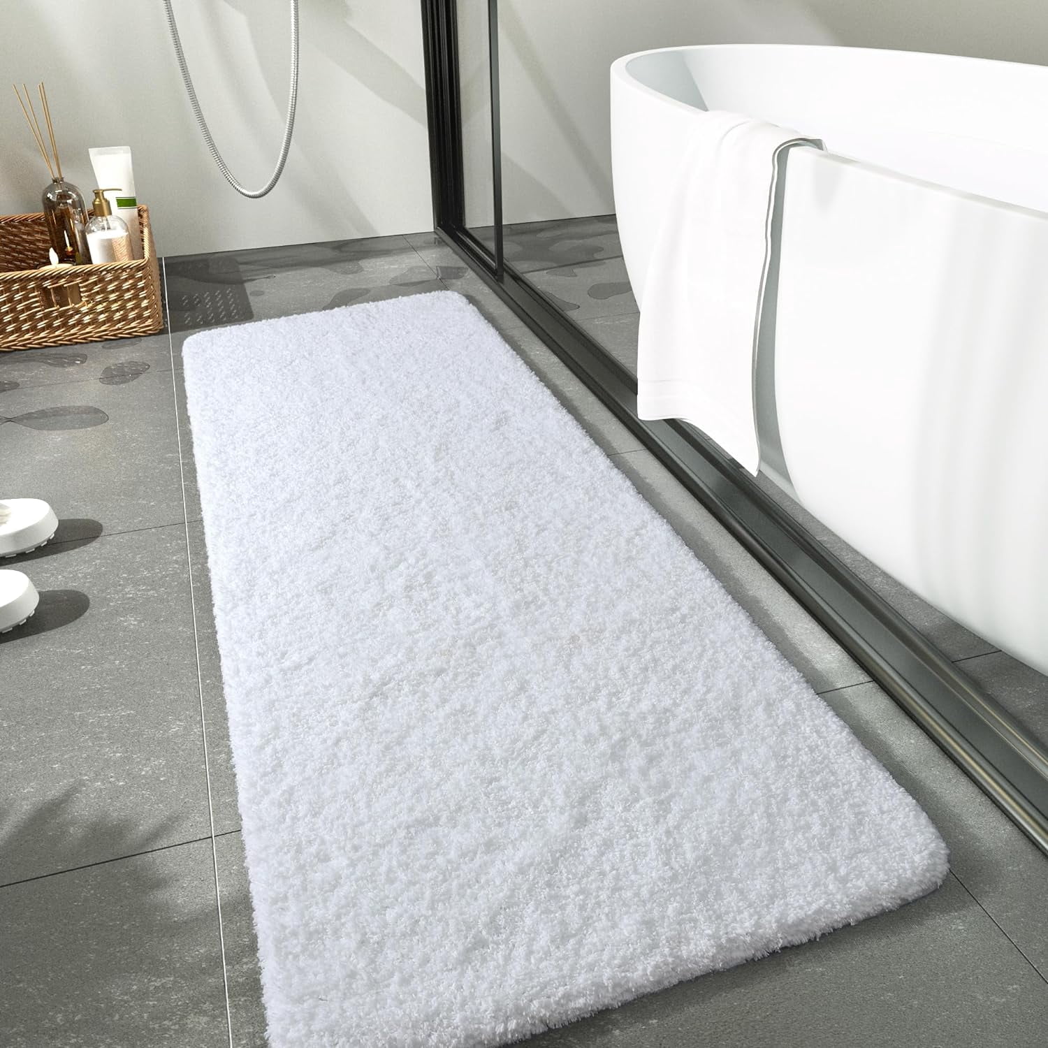 Junovo Soft Bathroom Rug Runner Absorbent Microfiber Bath Rugs for Bathroom Non Slip Bath Mat for Tub, Shower Floor,24"x70",White