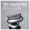 thumbnail image 5 of Braun Wet & Dry Shaver Series 7075cc with Smart Care Centre - Black, 5 of 11