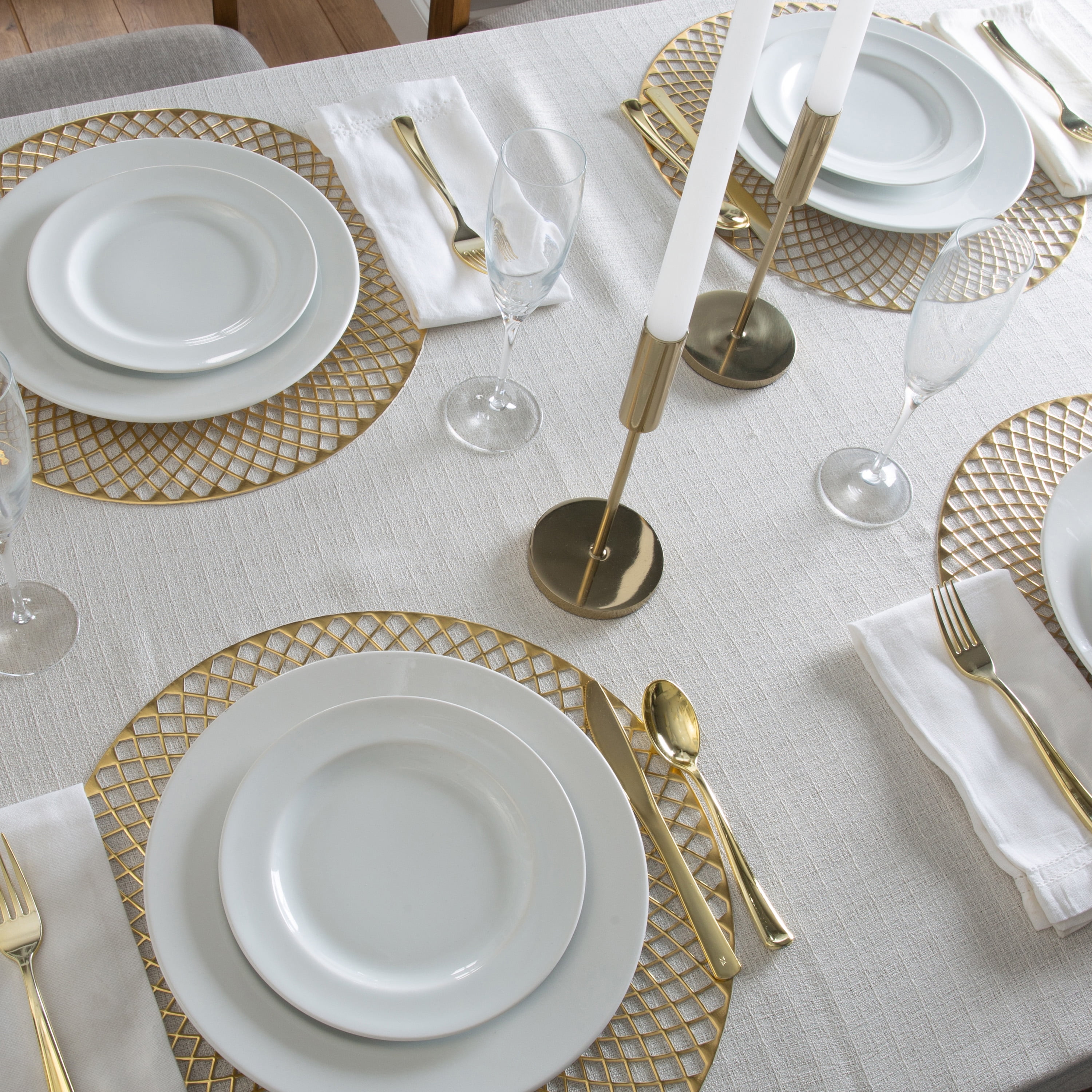Home Details Set of Four Cut Out Round Place Mats, Gold