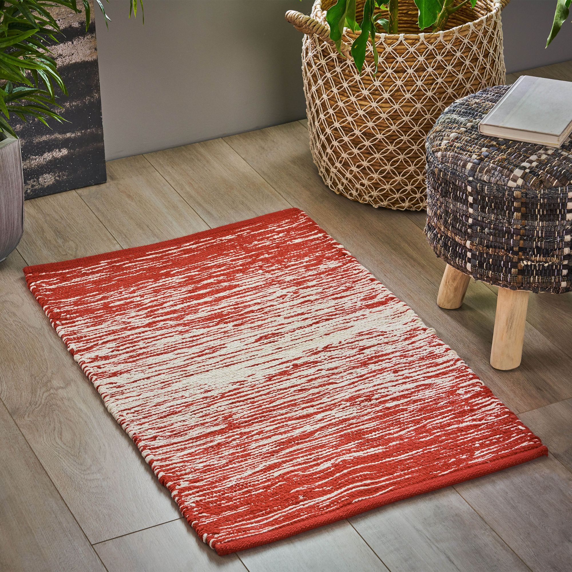 2' x 3' Red and Ivory Rectangular Area Throw Scatter Rug