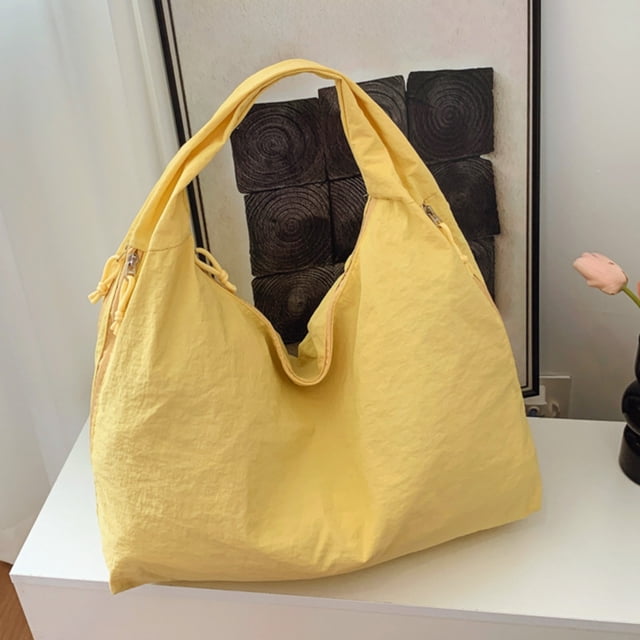 Bolso tote holgado para mujer, bolso grande de nailon con correa para el hombro, uso casual diario y de viaje, disponible en rojo, amarillo y negro, 44x36x16 cm.