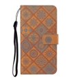 thumbnail image 2 of Estuche con relieve de estilo étnico para iPhone XR, marrón, 2 of 5