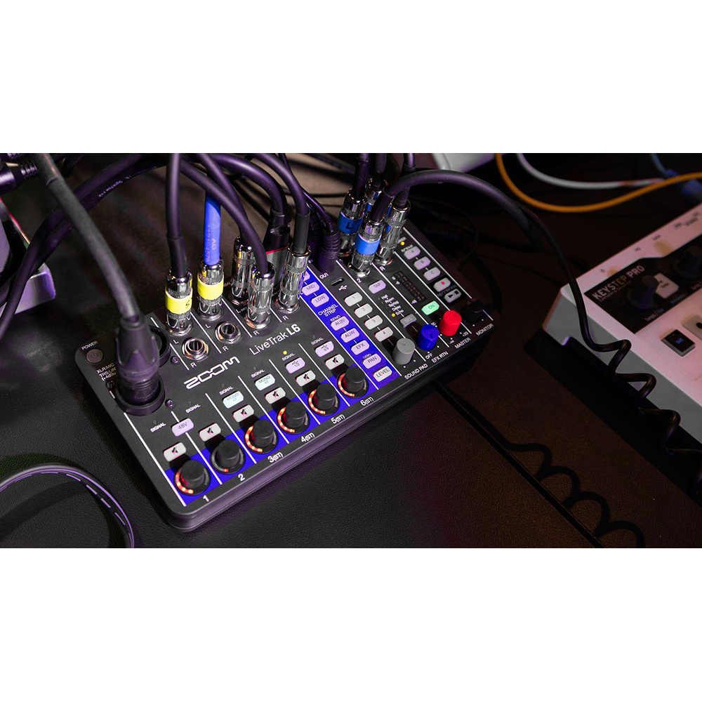 Zoom LiveTrak L-6 10-Channel Digital Mixer and Recorder