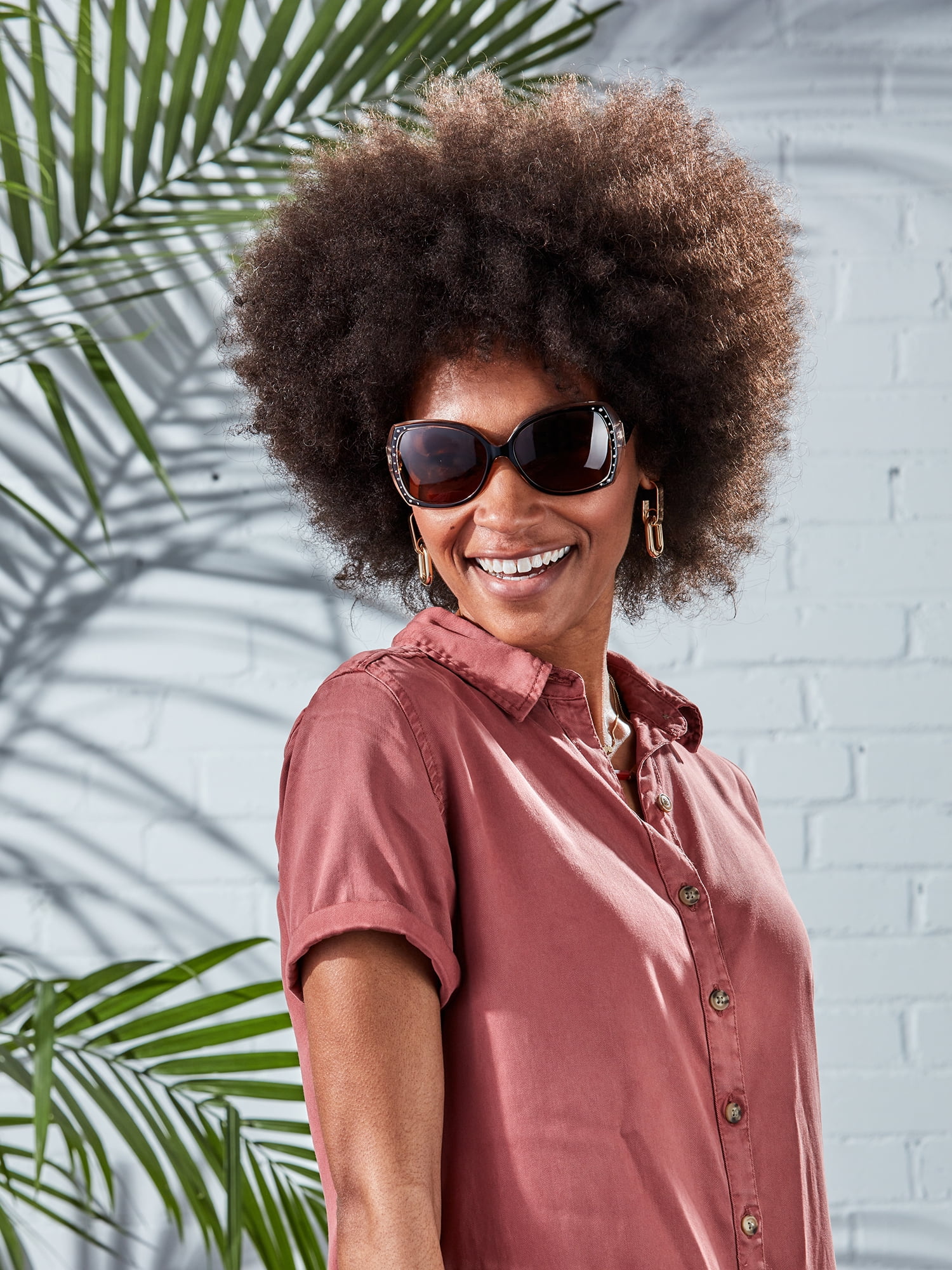 Foster Grant Women's Polarized Butterfly Sunglasses, Black