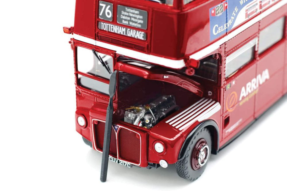ROUTEMASTER RM 2217 ARRIVA double deck model bus CUV217C 1:24 scale SUNSTAR 2941 