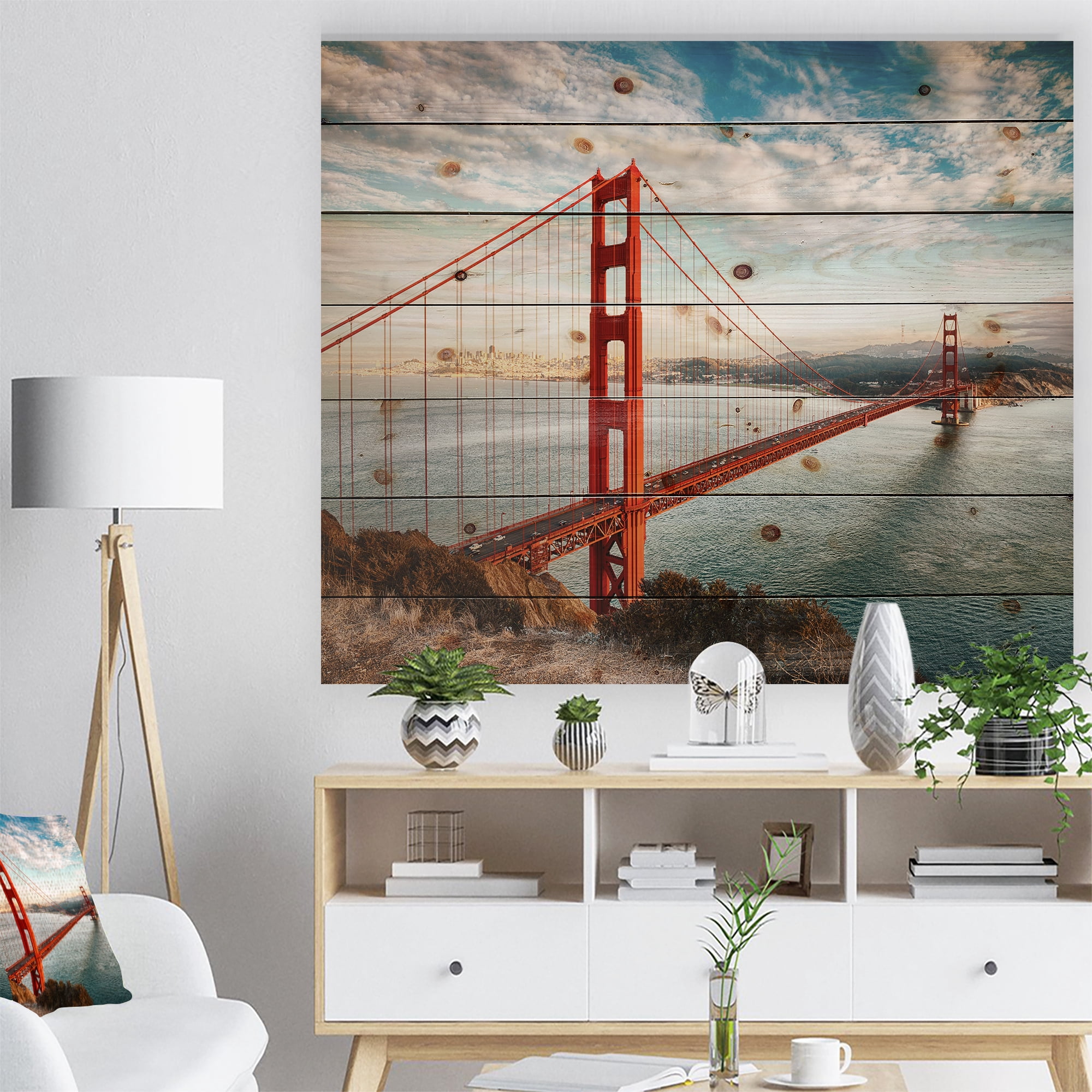 Designart 'Golden Gate Bridge in San Francisco' Sea Bridge Print on Natural Pine Wood