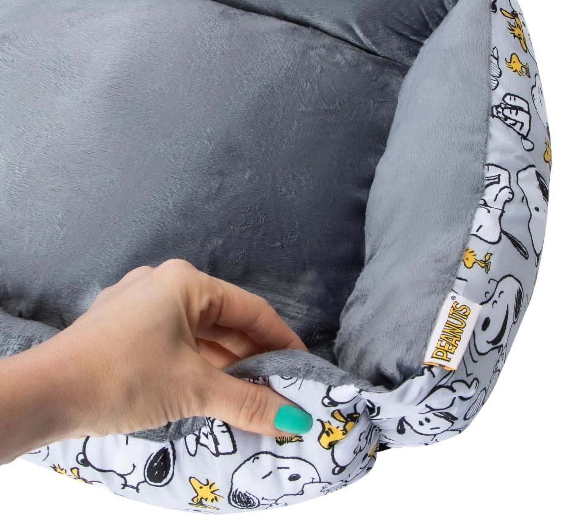 Peanuts Snoopy Super Soft Plush Cuddler Cozy Pet Bed 20" x 16" x 6" for Dogs & Cats, Small Size