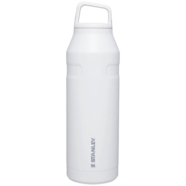 Botella de agua Stanley IceFlow Cap and Carry+ de acero inoxidable de 1,5 L