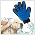 thumbnail image 4 of Guante de aseo de mascotas de lujo Eliminar el pelo de las mascotas, la suciedad del pelaje y la caspa Diseño de cinco dedos Masaje suave Pet Pro DPGG-Blue-Black, 4 of 4