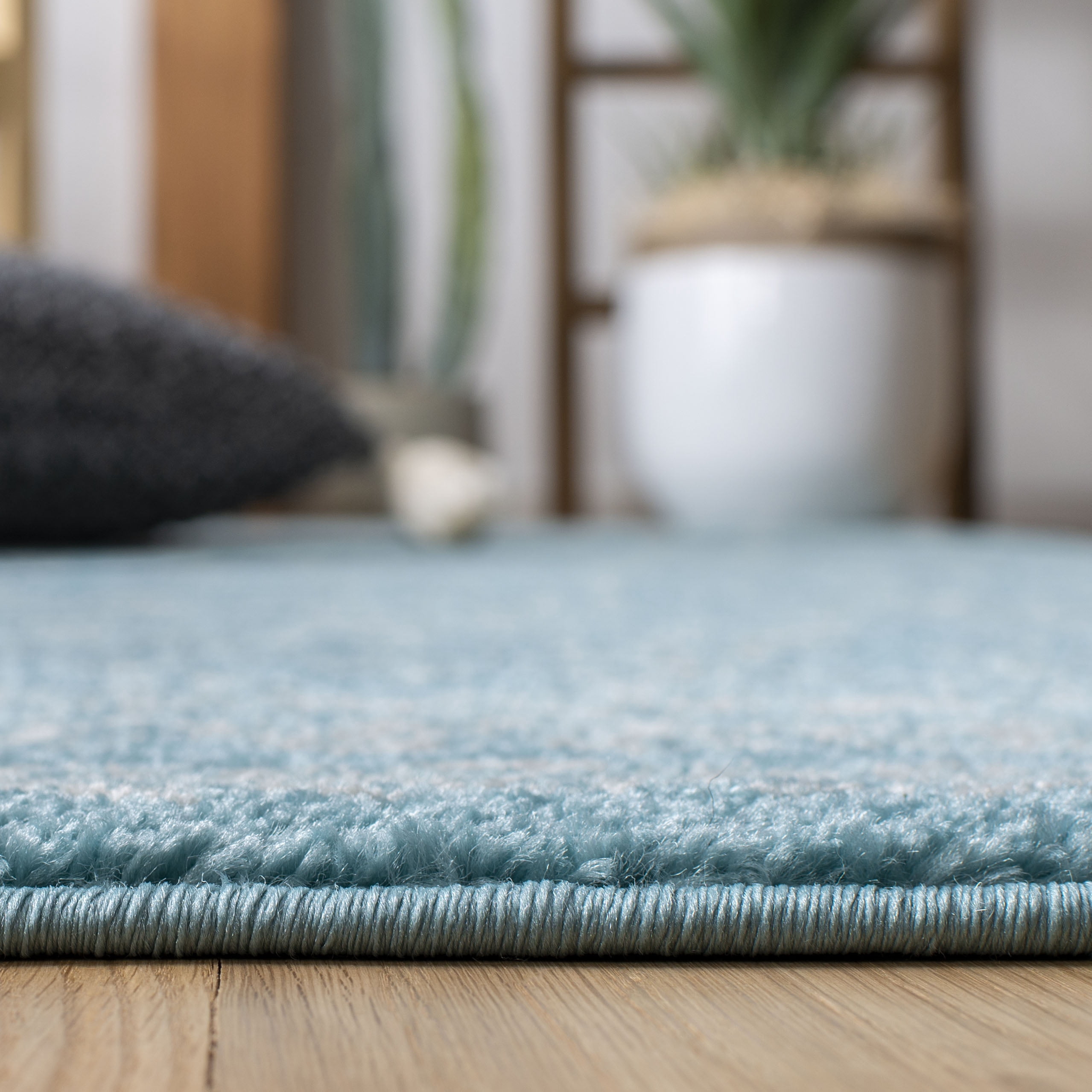 SAFAVIEH Tulum Merletta Oriental Area Rug, Turquoise/Ivory, 9' x 12'