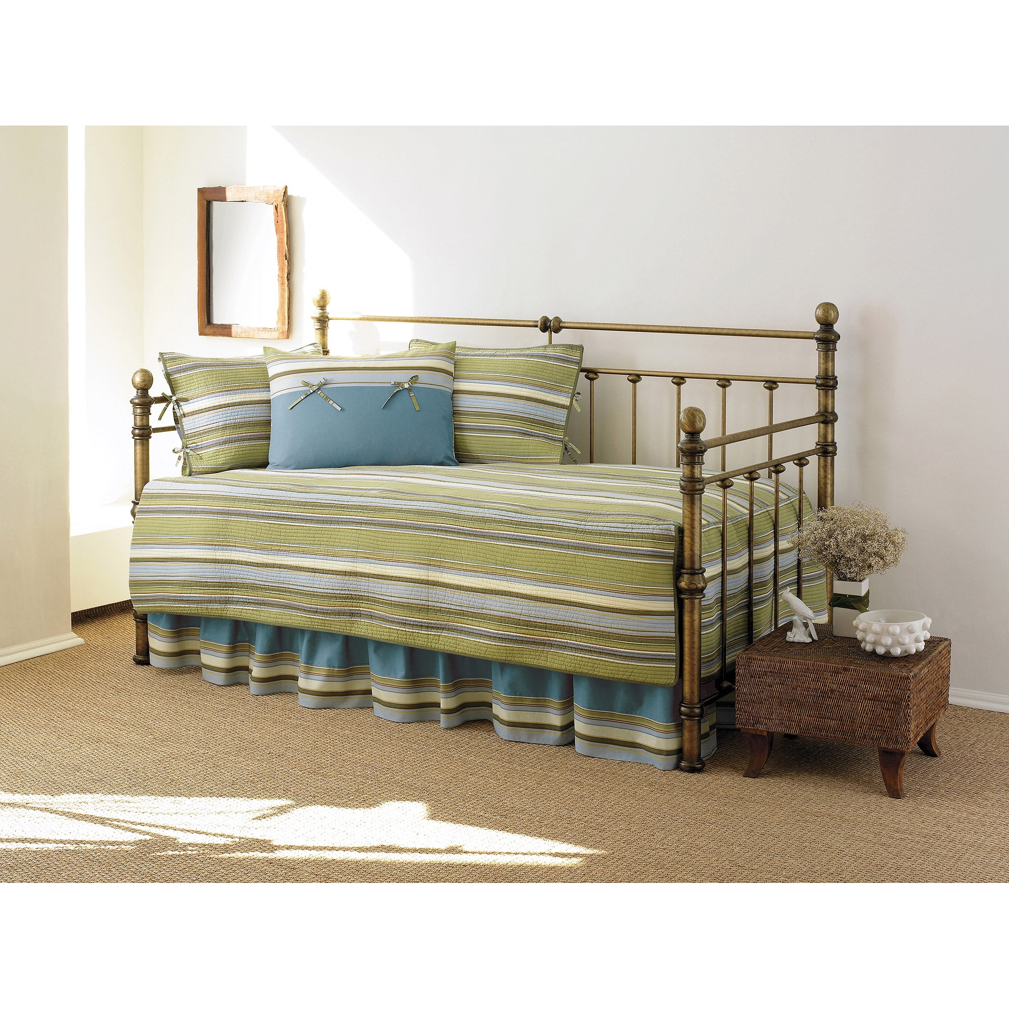 Stone Cottage Fresno Daybed Set