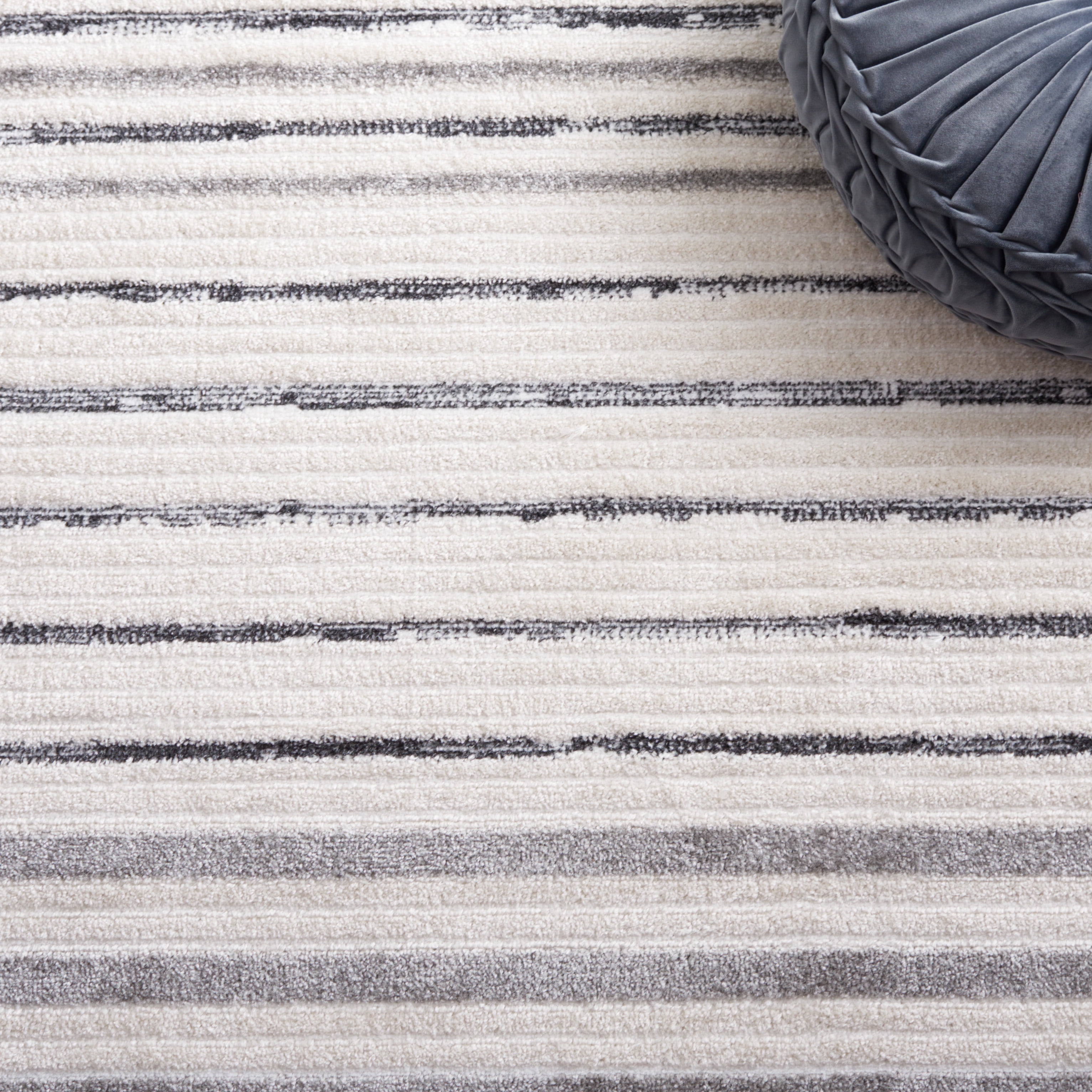 SAFAVIEH Alamo Arielle Geometric Area Rug, Ivory/Grey, 8' x 10'
