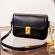 thumbnail image 2 of Bolso de diseño simple para mujer, bolso de hombro retro versátil a la moda para mujer, bolso cruzado, bolso cuadrado pequeño, 2 of 5