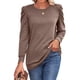 thumbnail image 1 of Top de manga larga con hombros plisados, cuello redondo, color puro, corte holgado, jersey informal para mujer, Top para otoño invierno, marrón L, 1 of 6