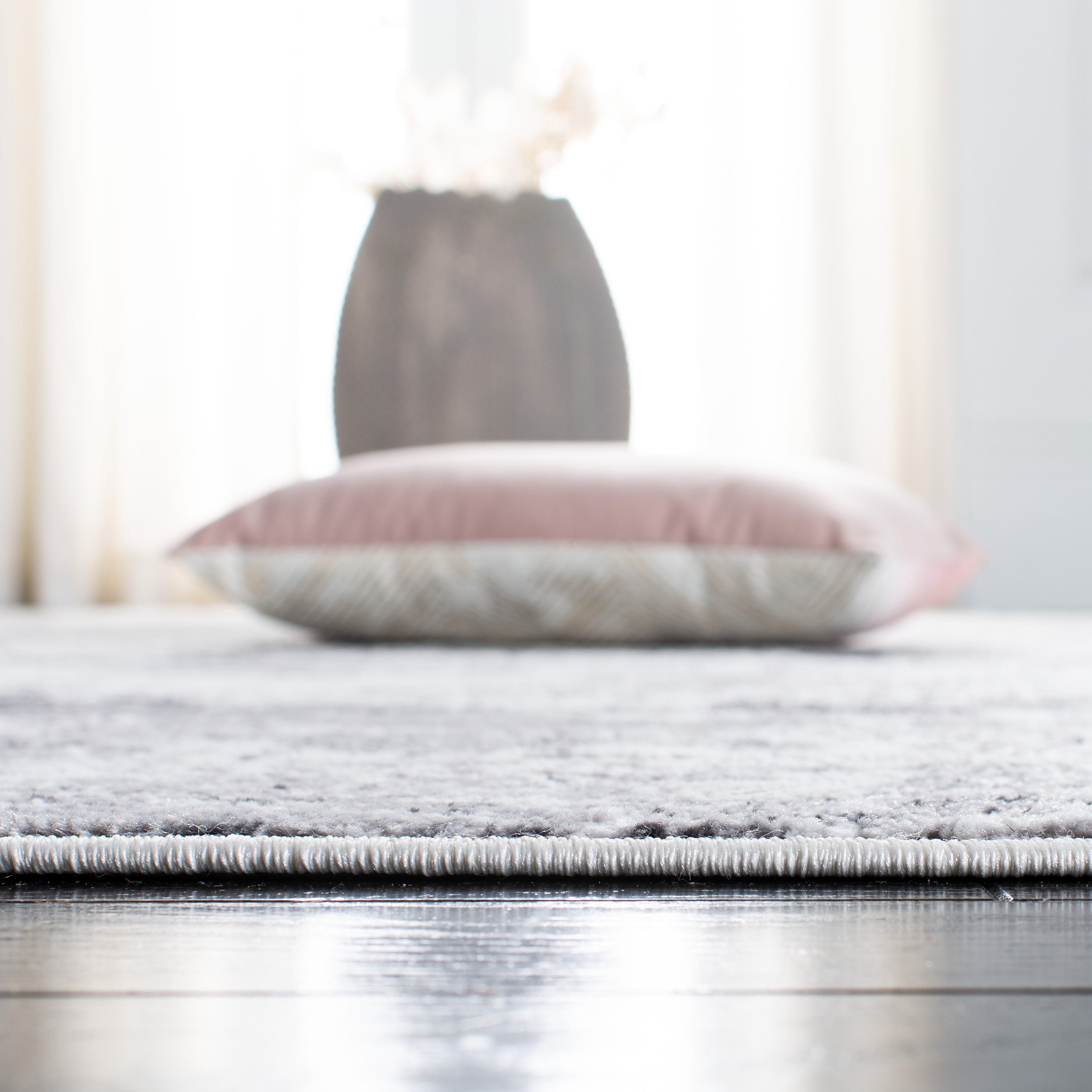 Safavieh Amelia Alastar Abstract Distressed Area Rug, Gray/Ivory, 8' x 8' Square